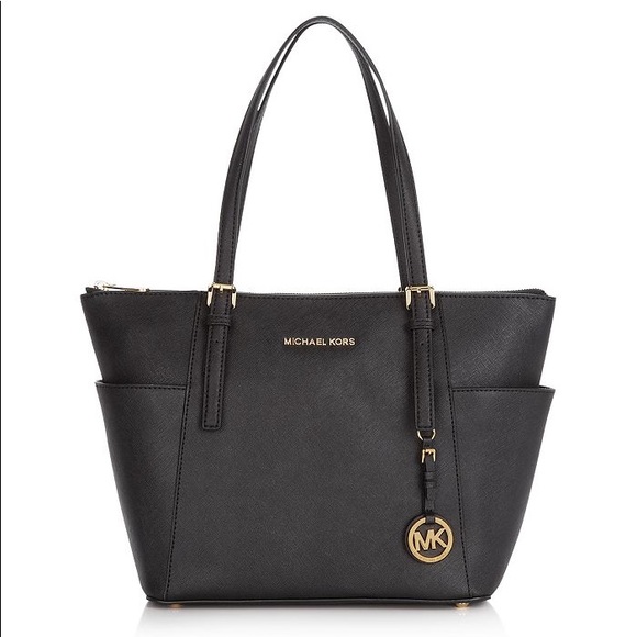 Michael Kors Handbags - Michael Kors Jet Set Saffiano Leather Tote